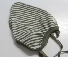 Mütze PICKAPOOH-Zoe, 70% Bio-Wolle (kbT) und Seide, green-natur