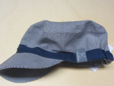 Mütze mit Schild, PICKAPOOH-Mika, 100% Bio-Baumwolle (kbA), marine fein gestreift