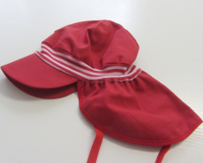 Mütze mit Schild und Nackenschutz PICKAPOOH-Tim Strick UV 80, 100% Bio-Baumwolle (kbA), rot