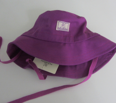 Mütze mit Krempe und Tunnelzug, PICKAPOOH-Fischerhut UV 80, 100% Bio-Baumwolle (kbA), dahlia