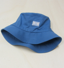 Mütze mit Krempe und Tunnelzug, PICKAPOOH-Fischerhut UV 60, 100% Bio-Baumwolle (kbA), blau