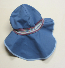 Mütze mit Schild und Nackenschutz PICKAPOOH-Feuerwehr Strick UV 60, 100% Bio-Baumwolle (kbA), jeans