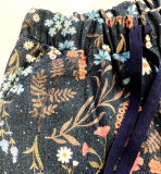 Walkiddy Musselin Hose 7/8, 90% Bio-Baumwolle (kbA) 10% Hanf, marine bunte Blumen